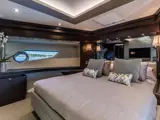 Master bedroom of Mowana Yacht